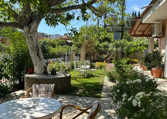 Mina's Serene Garden House