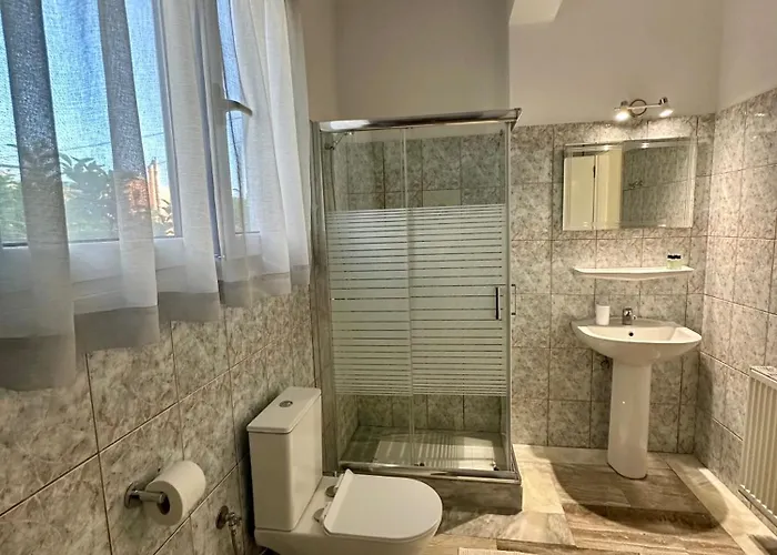 Mina's Serene Garden House Апартаменты *