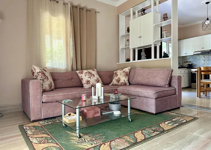 Апартаменты Mina's Serene Garden House Контокали